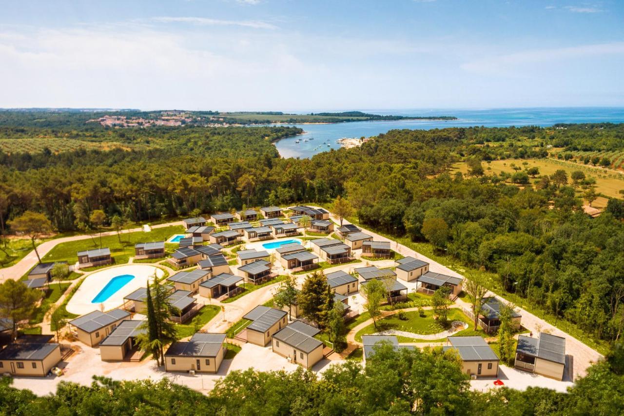 Premium Homes Santa Marina, Lanterna